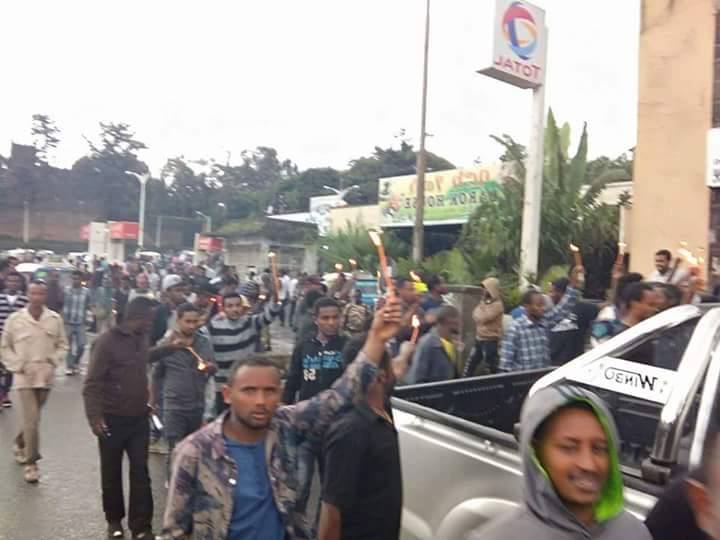 Gondar candle light vigil - August 17, 2016b